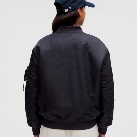 Lululemon Oversized Insulated Flight Jacket - new with tags - Picture 3 of 7